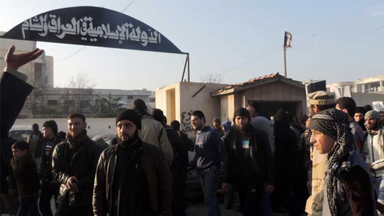 مۆسکۆ: هەواڵگریی تورکیا سەرپەرشتیی چەکدارکردنی داعش دەکات